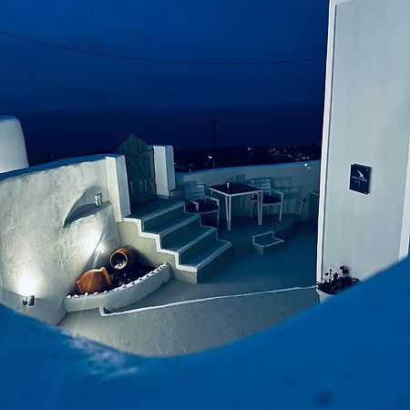 White Swallow Suite Santorini Vourvoulos Exterior photo