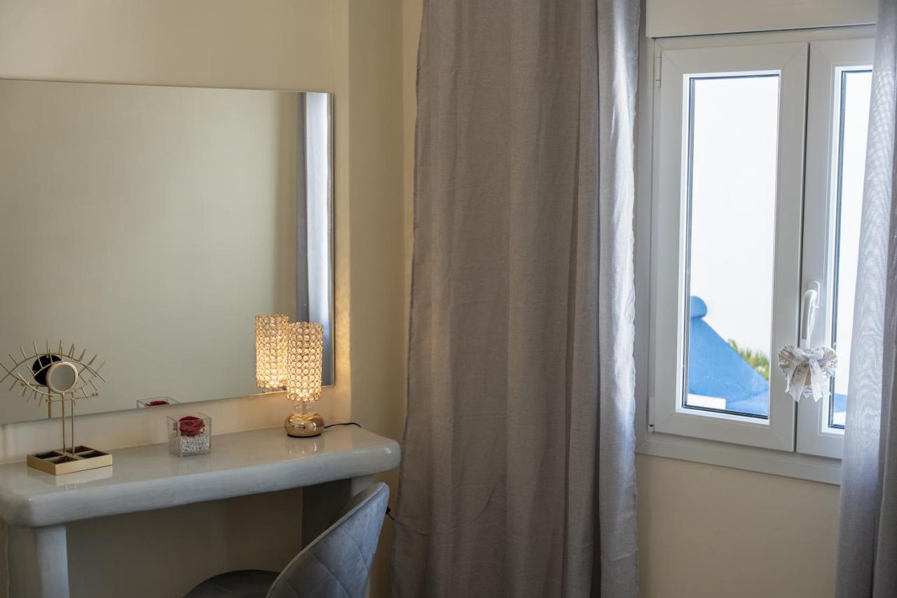 White Swallow Suite Santorini Vourvoulos Exterior photo