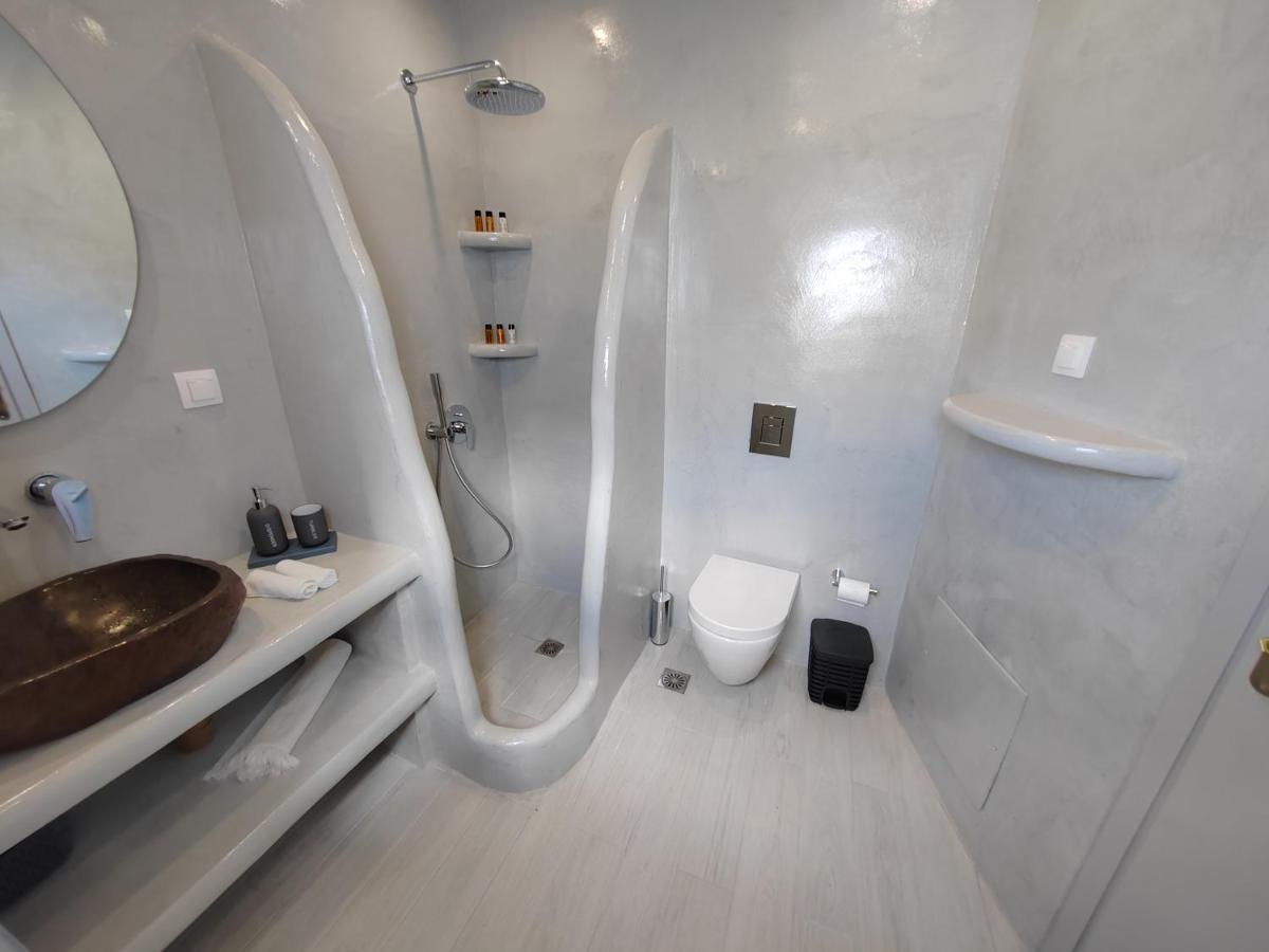 White Swallow Suite Santorini Vourvoulos Exterior photo