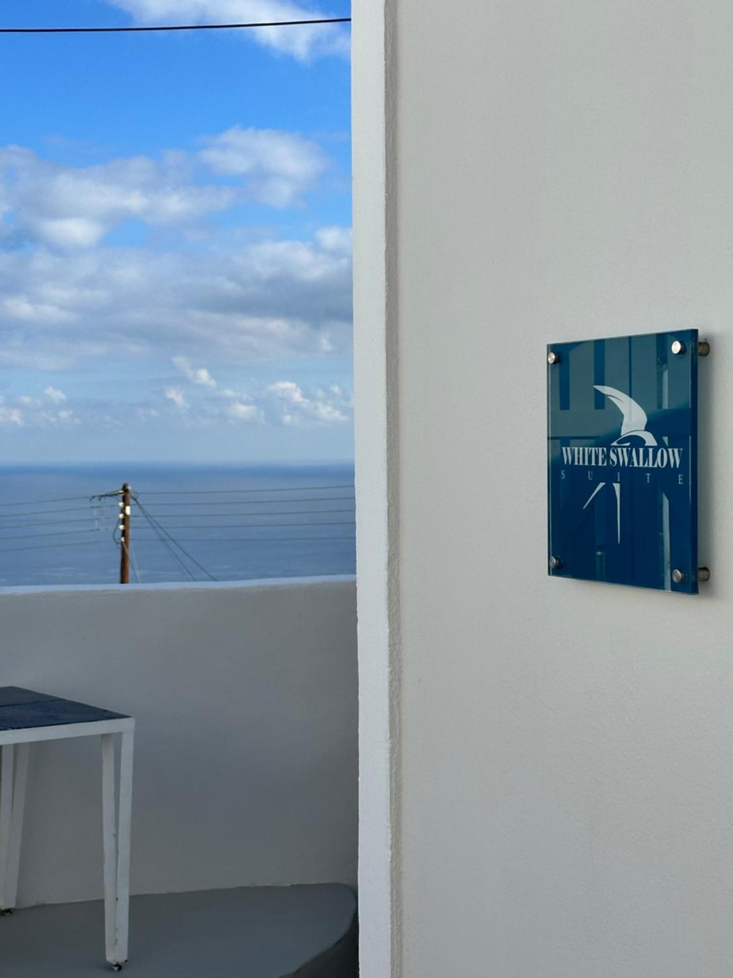 White Swallow Suite Santorini Vourvoulos Exterior photo