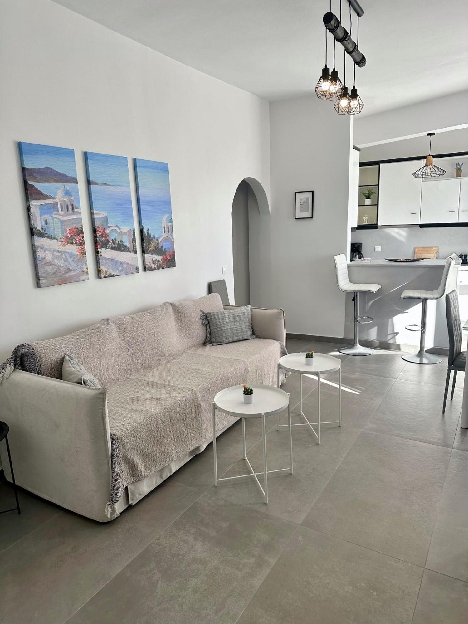White Swallow Suite Santorini Vourvoulos Exterior photo